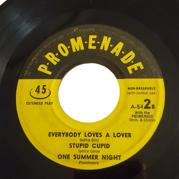 Stupid Cupid Jennie Caron One Summer Night Promineers The Kay's teen pop 45 RPM - Picture 3 of 4